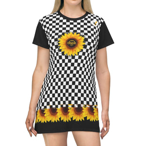 Black & White Checkerboard Pattern with Sunflowers T-shirt Dress 
