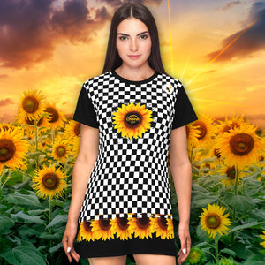 Black & White Checkerboard Pattern with Sunflowers T-shirt Dress 
